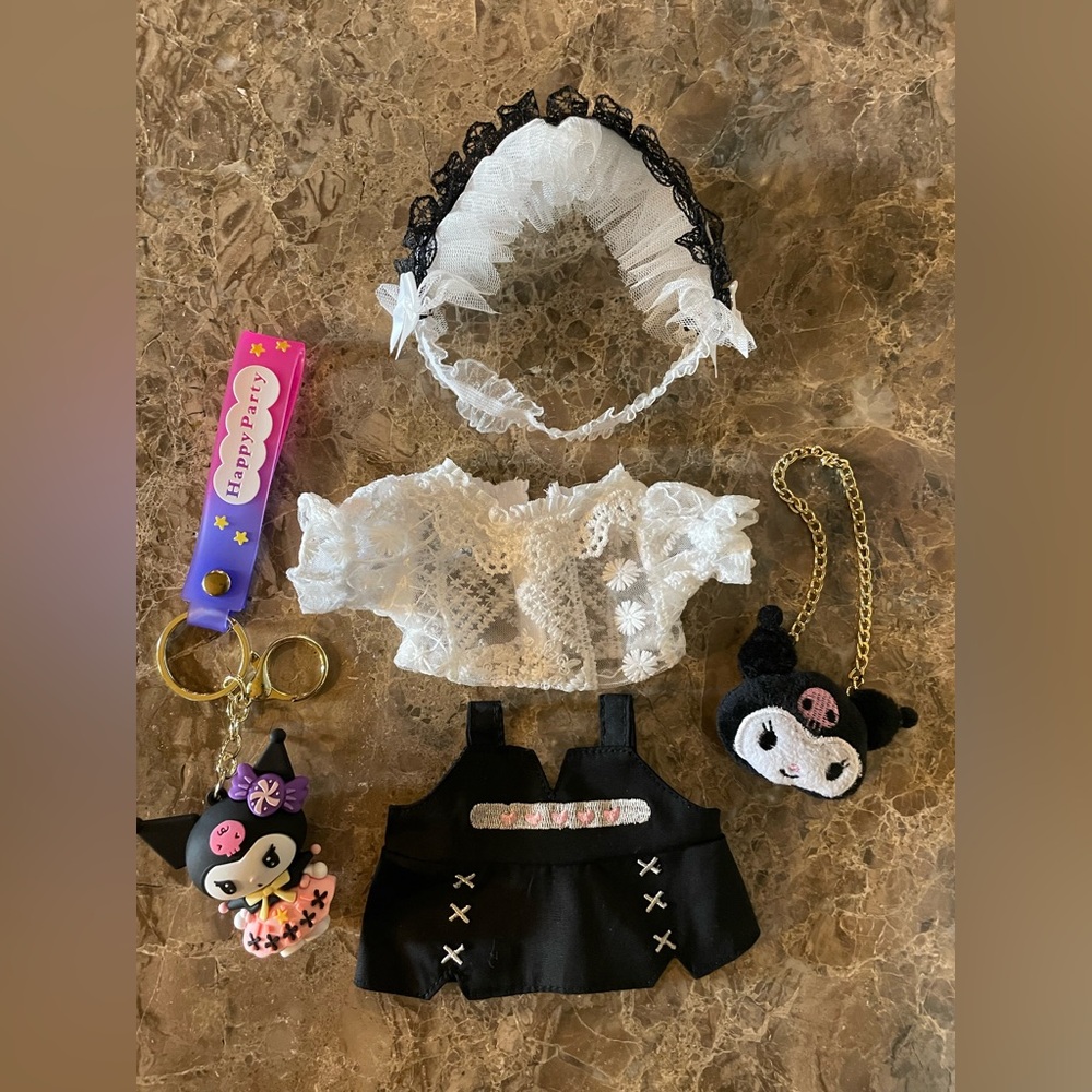 NWOT Black and White Doll 4-Piece Accessories Set With Kuromi Keychain